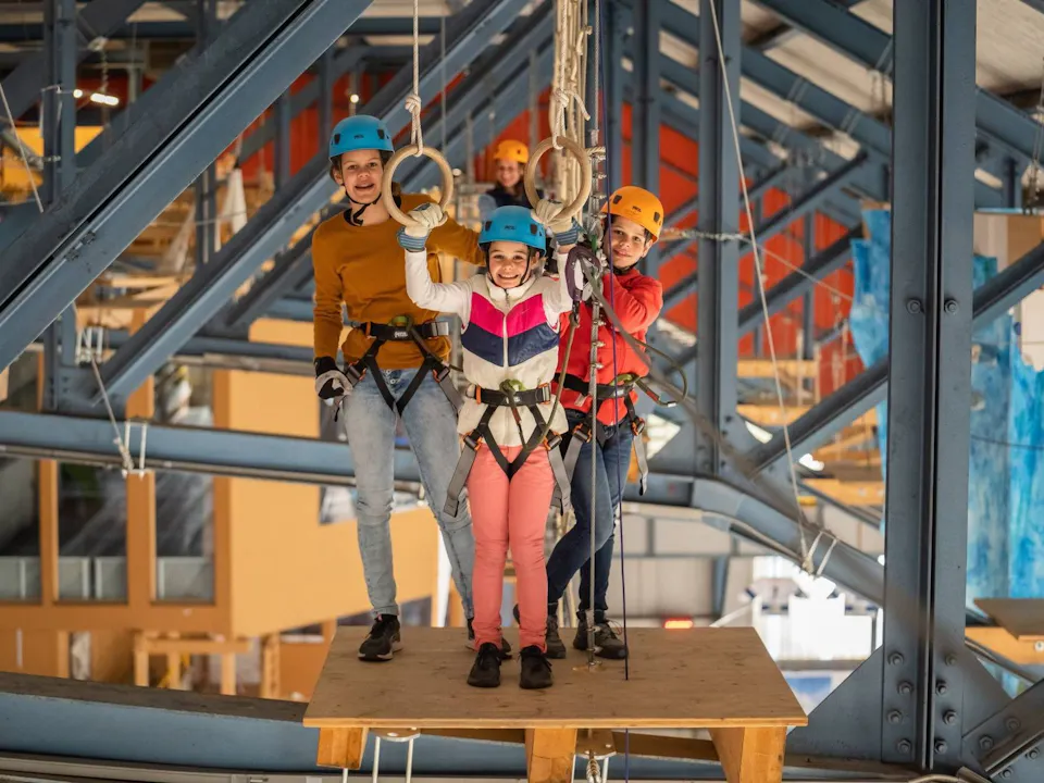 Familie Ausflug Schweiz Indoor Seilpark Grindelwald 