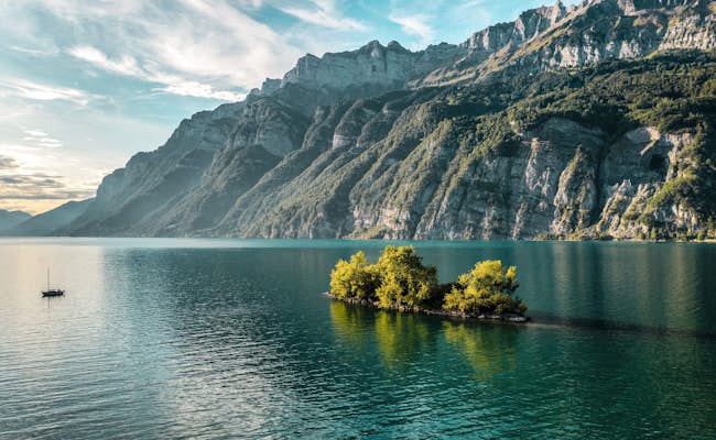 Schnittlauchinsel auf dem Walensee (Schweiz Tourismus Roland Gerth)