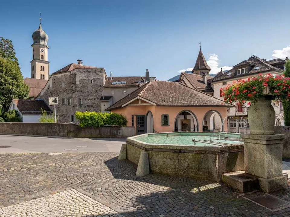 Heidiland Maienfeld Brunnen