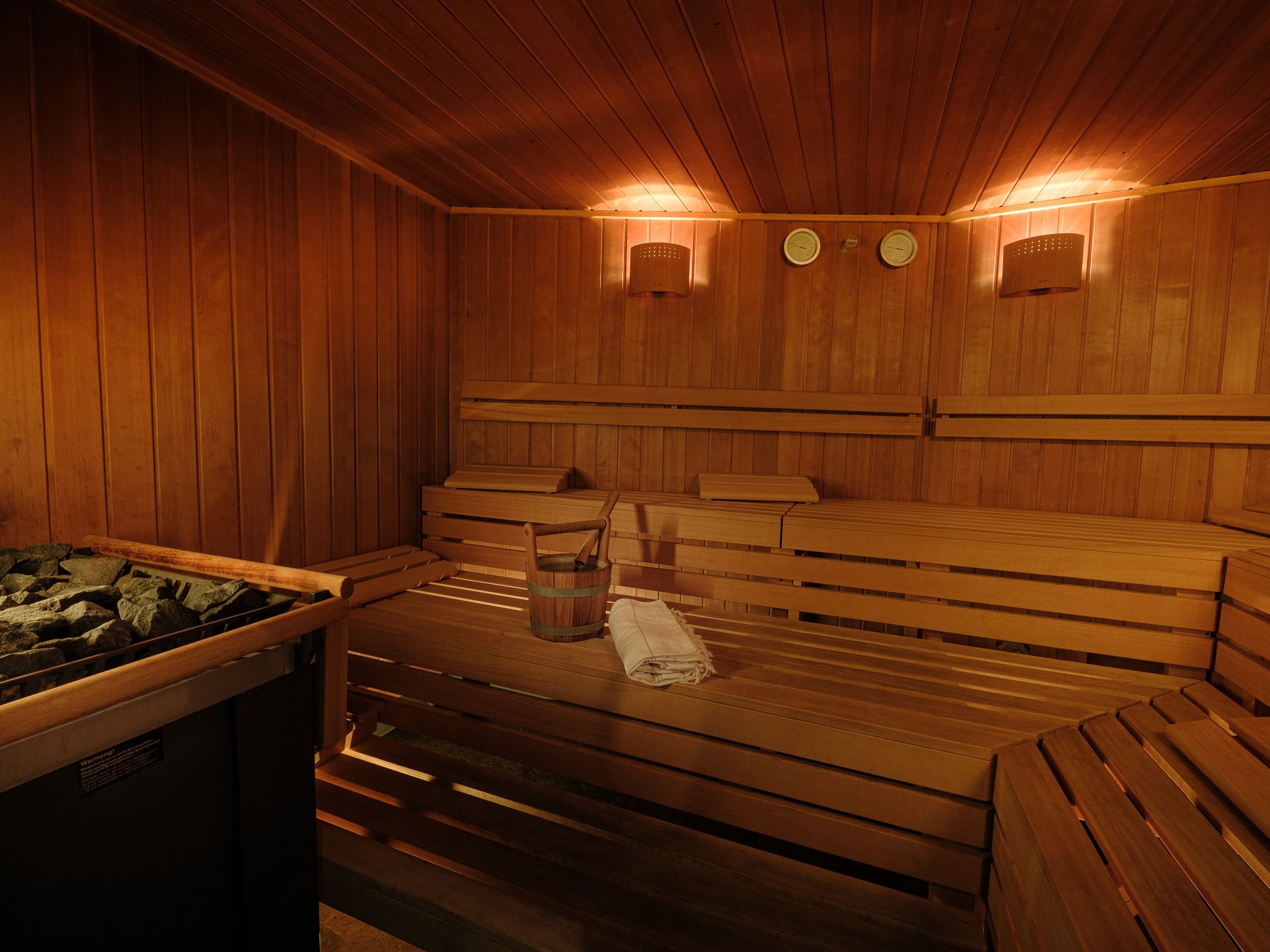 Sauna à l'hôtel Bella Vista avec des offres relaxantes et un ambiance luxueuse à Zermatt.