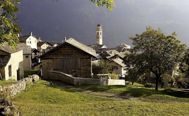 Village de montagne de Soglio (photo : Graubünden Ferien)