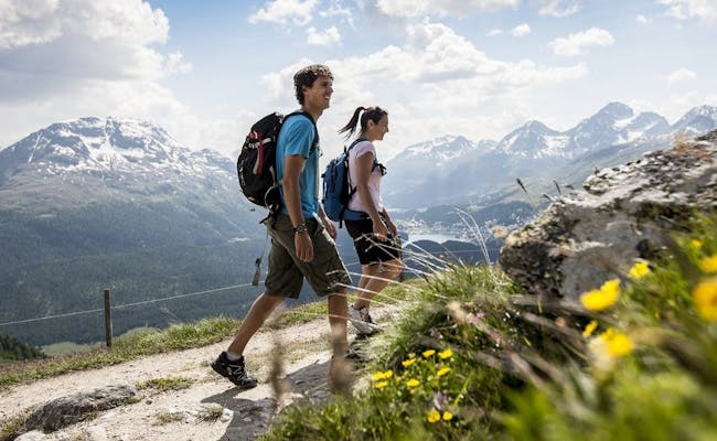 Wandern in Muottas Muragl (Foto: Graubünden Ferien Andrea Badrutt)