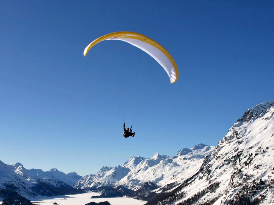 Gleitschirmfliegen Engadin