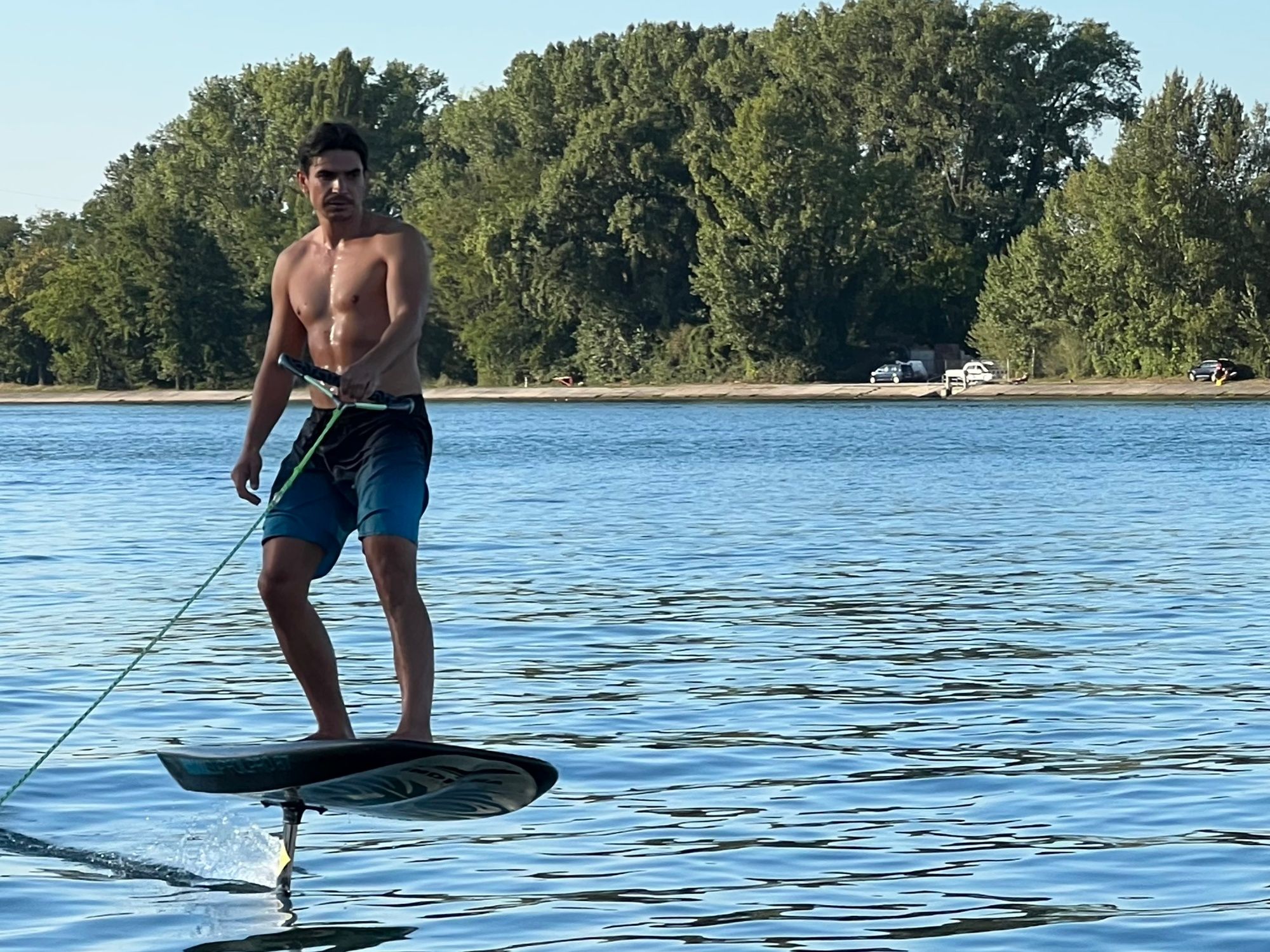 excursion en bateau : hydrofoil sur le Rhin, amuse-toi sur l'eau.