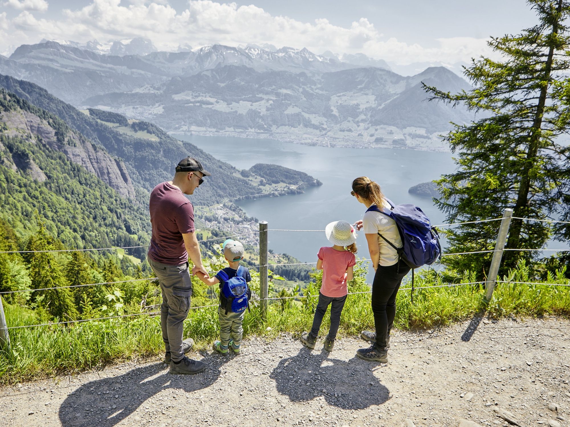 Välmående Rigi: Njut av utsikten över Vierwaldstättersee med familjen i Luzern.