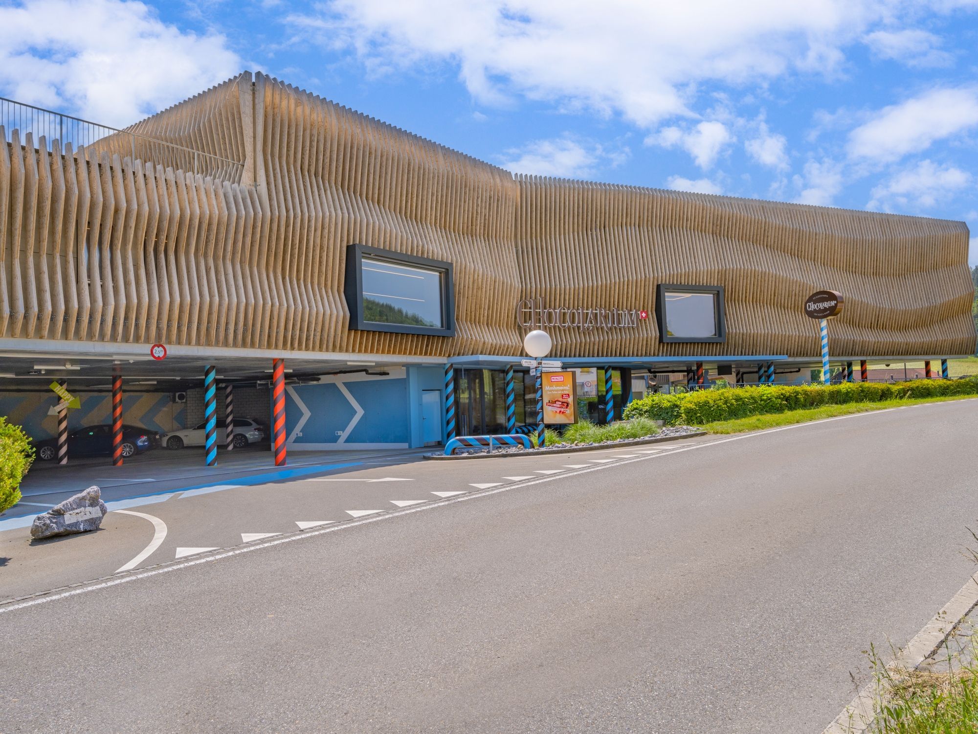 Chocolarium Maestrani: modern building with interesting architecture in the region