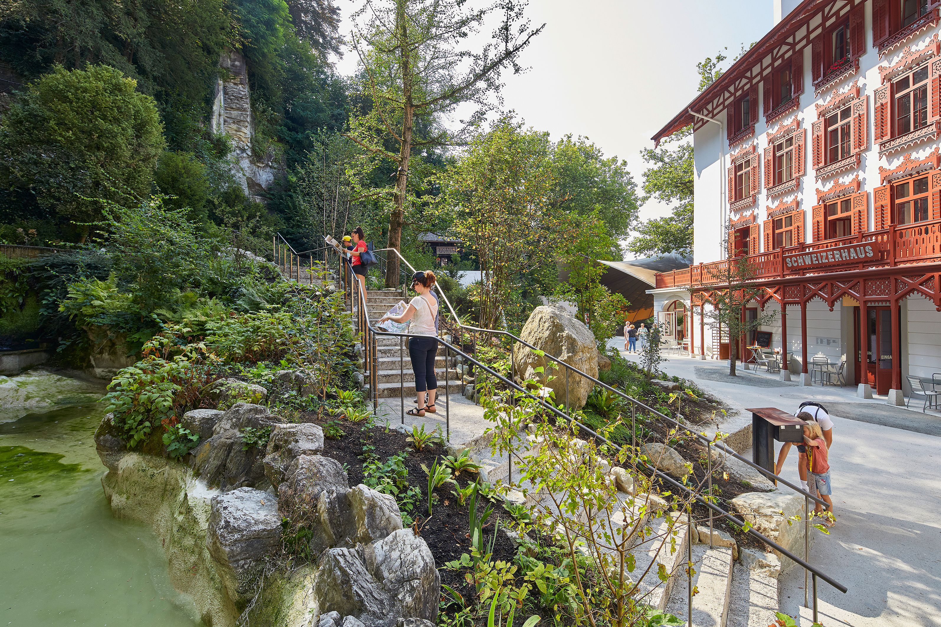 Gletschergarten: Lawatan ke Schweizerhaus dengan persekitaran yang indah dan berehat di Taman Alps.