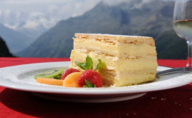Dessert at Alp Languard (Photo: Engadin Tourism)