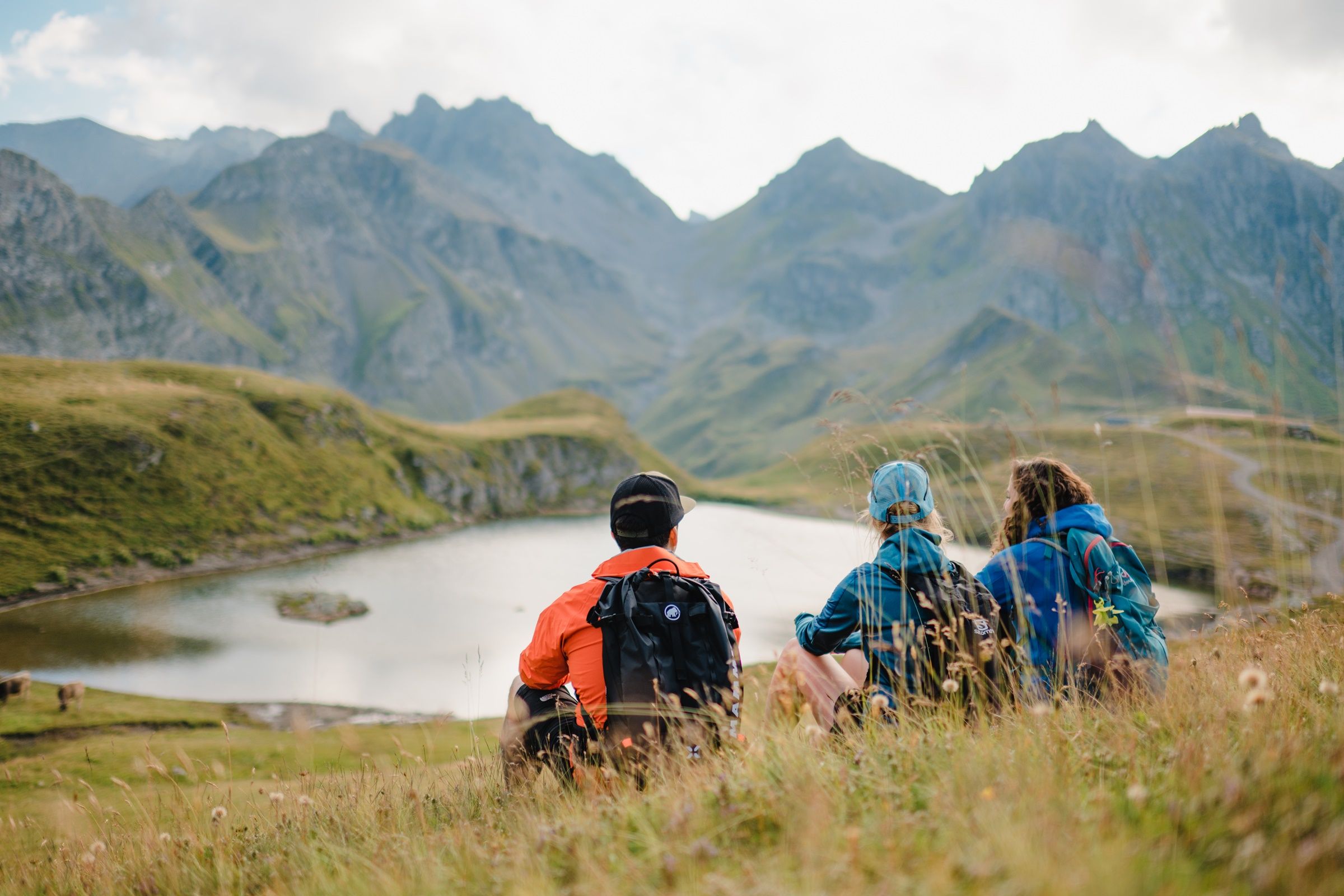 جولة طهي في بيزل مع إطلالة على البحيرة والجبال