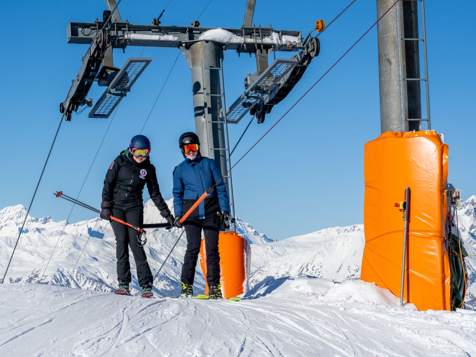 Skiunterricht: Privater Skiunterricht auf Hannigalp im Winter mit erfahrenem Guide.