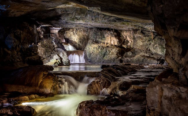Grottes (photo : Beatushöhlen Genossenschaft)