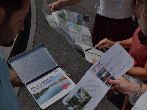 Selbstgeführte Stadttour in Basel mit Karten und Informationen.