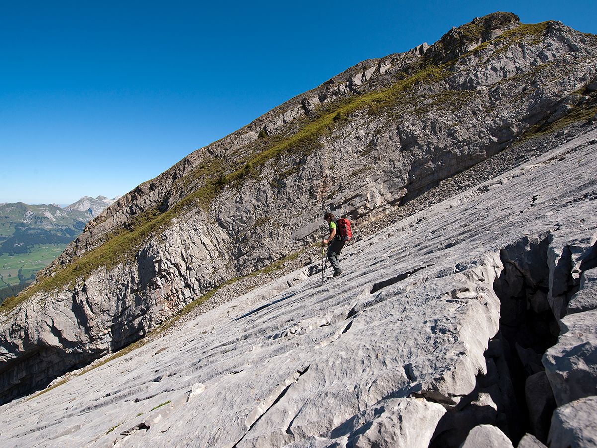 츄어피르스텐 투어: 자연과 산을 배경으로 멋진 경치를 즐기며 츄어피르스텐에서 하이킹하기.
