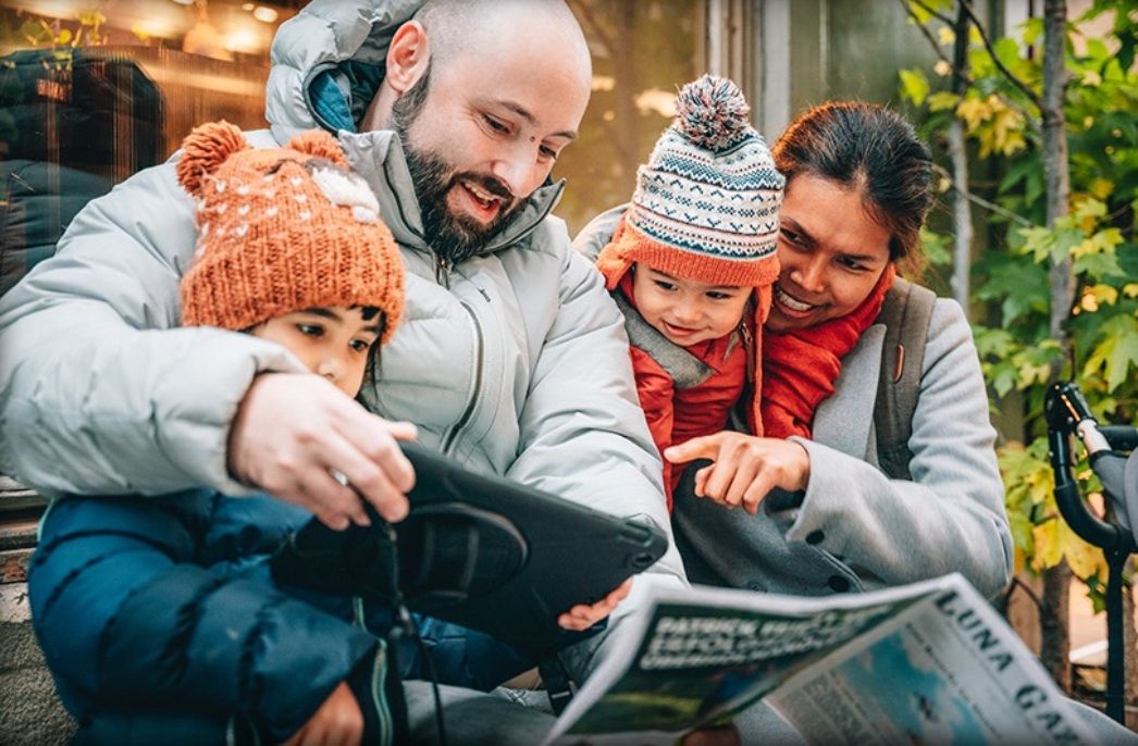 Ladro di pensieri: Famiglia scopre contenuti interessanti sul tablet a Berna, vita cittadina e avventure con i bambini.