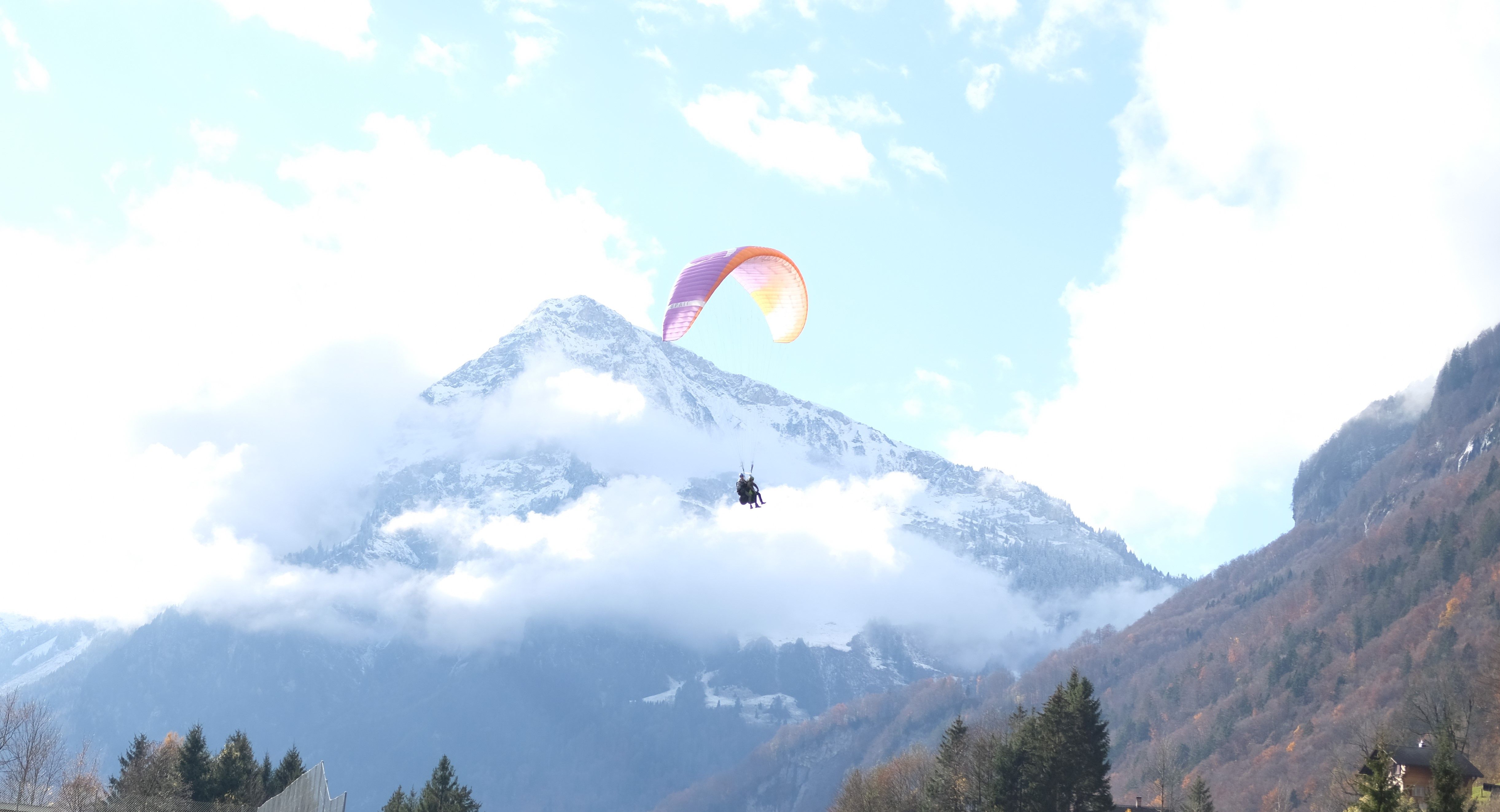 Paradream Andermatt: Παραπέντε με θέα στα μεγαλοπρεπή βουνά και τη φύση σε εκπληκτικά τοπία.