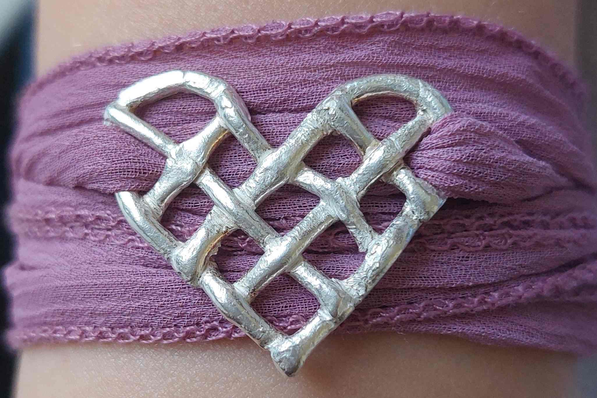 Atelier Argent : Superbes bijoux faits main pour la famille.