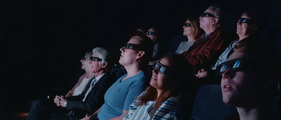 Filmtheater Verkehrshaus Besucher 3D