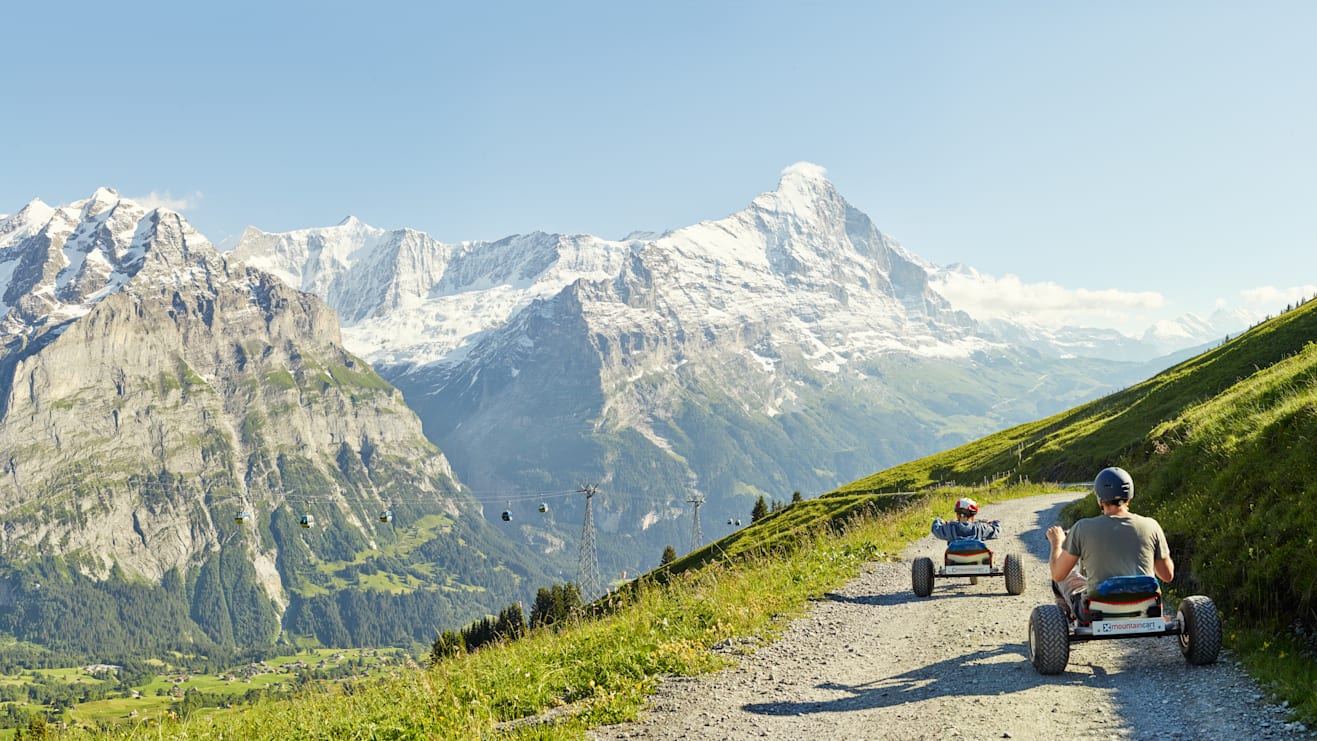 Mountaincart-Tour mit Blick auf Eiger und Wetterhorn