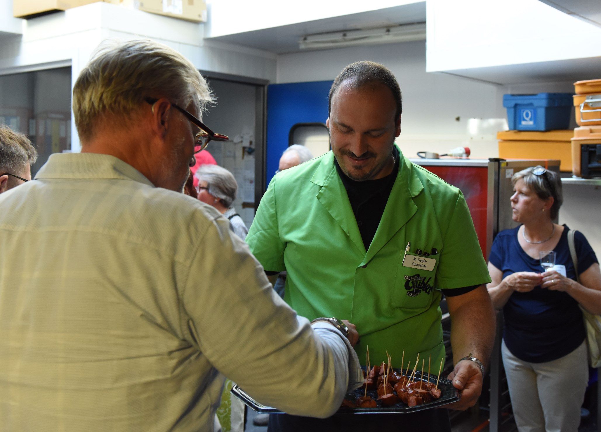 Sesi berjalan dan mencuba di Winterthur: Peserta menikmati hidangan lazat pada tahun 2023.