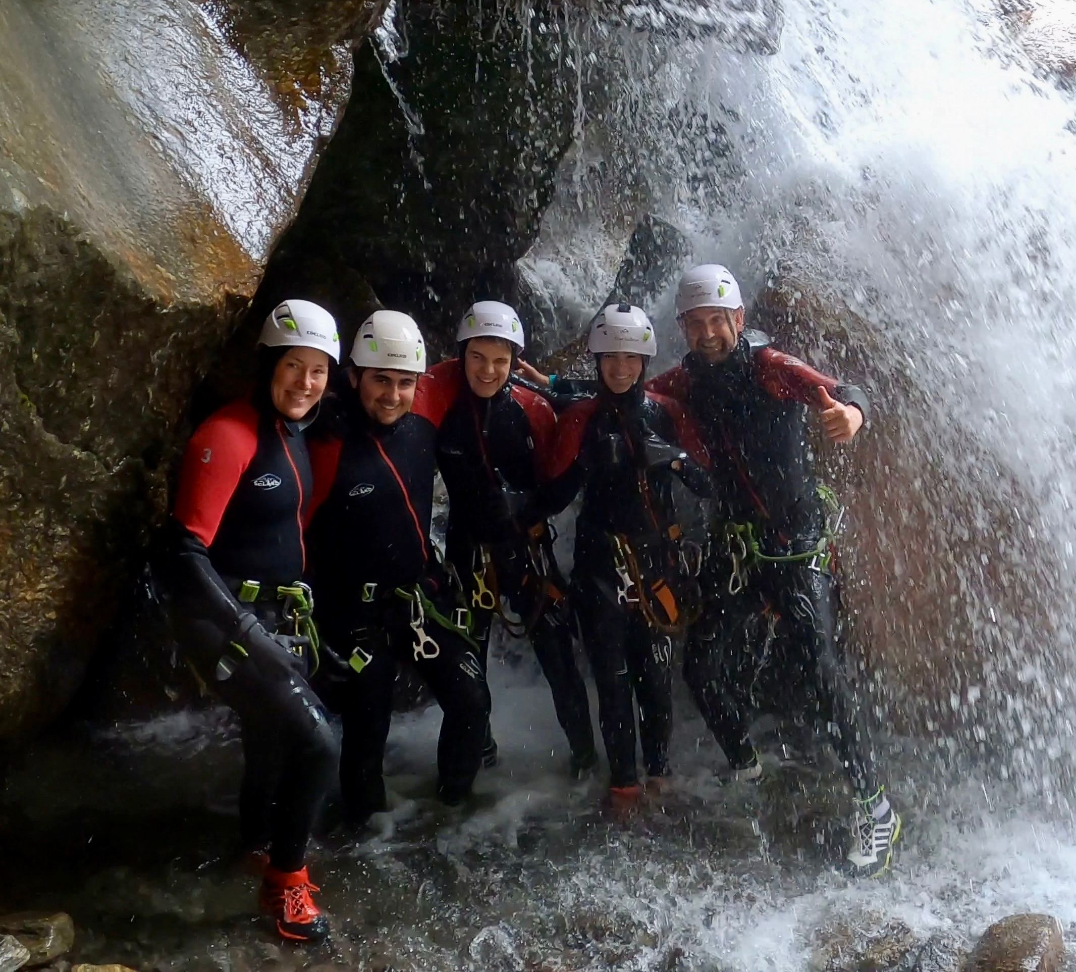 Gola di Pontirone: Canyoning con amici nella natura durante l'estate