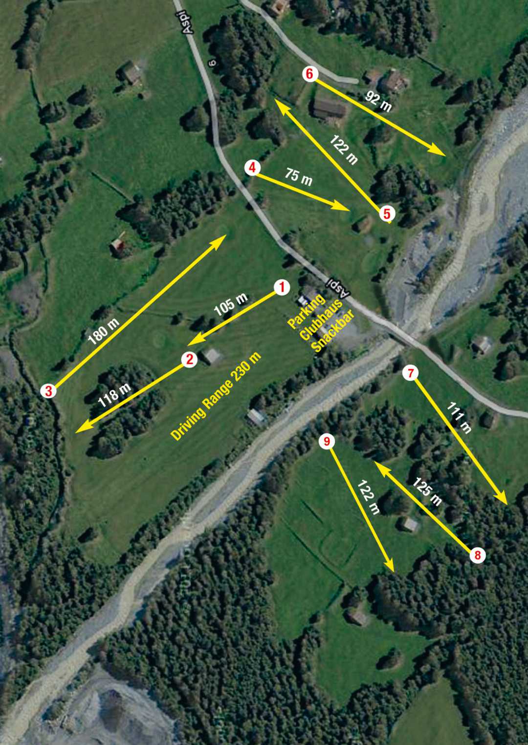 Golfplatz Grindelwald mit Driving Range, Parkmöglichkeiten und Platzdetails.