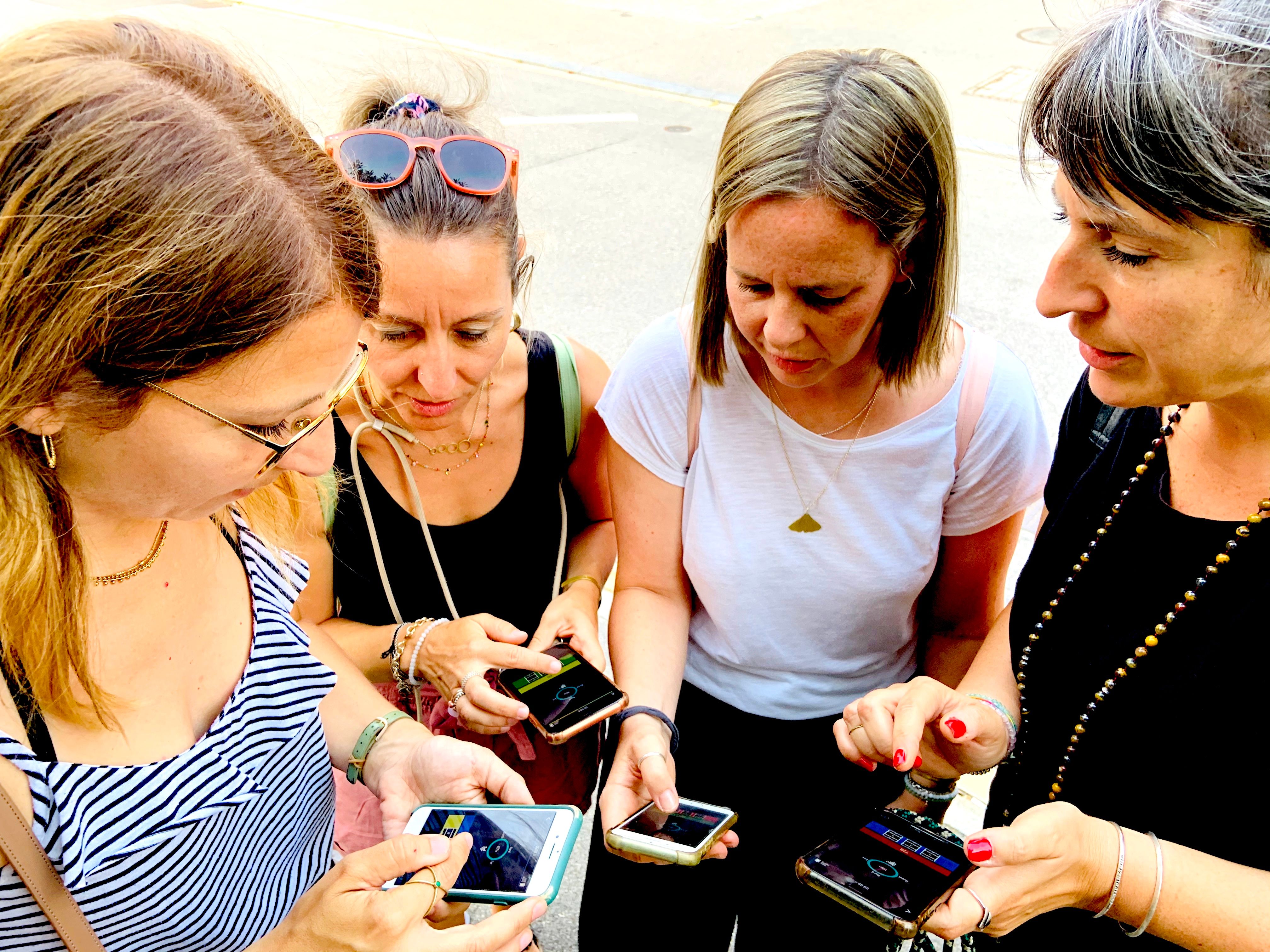 Ομάδα γυναικών χρησιμοποιεί τον Κώδικα Sato στη Βενετία, 2023