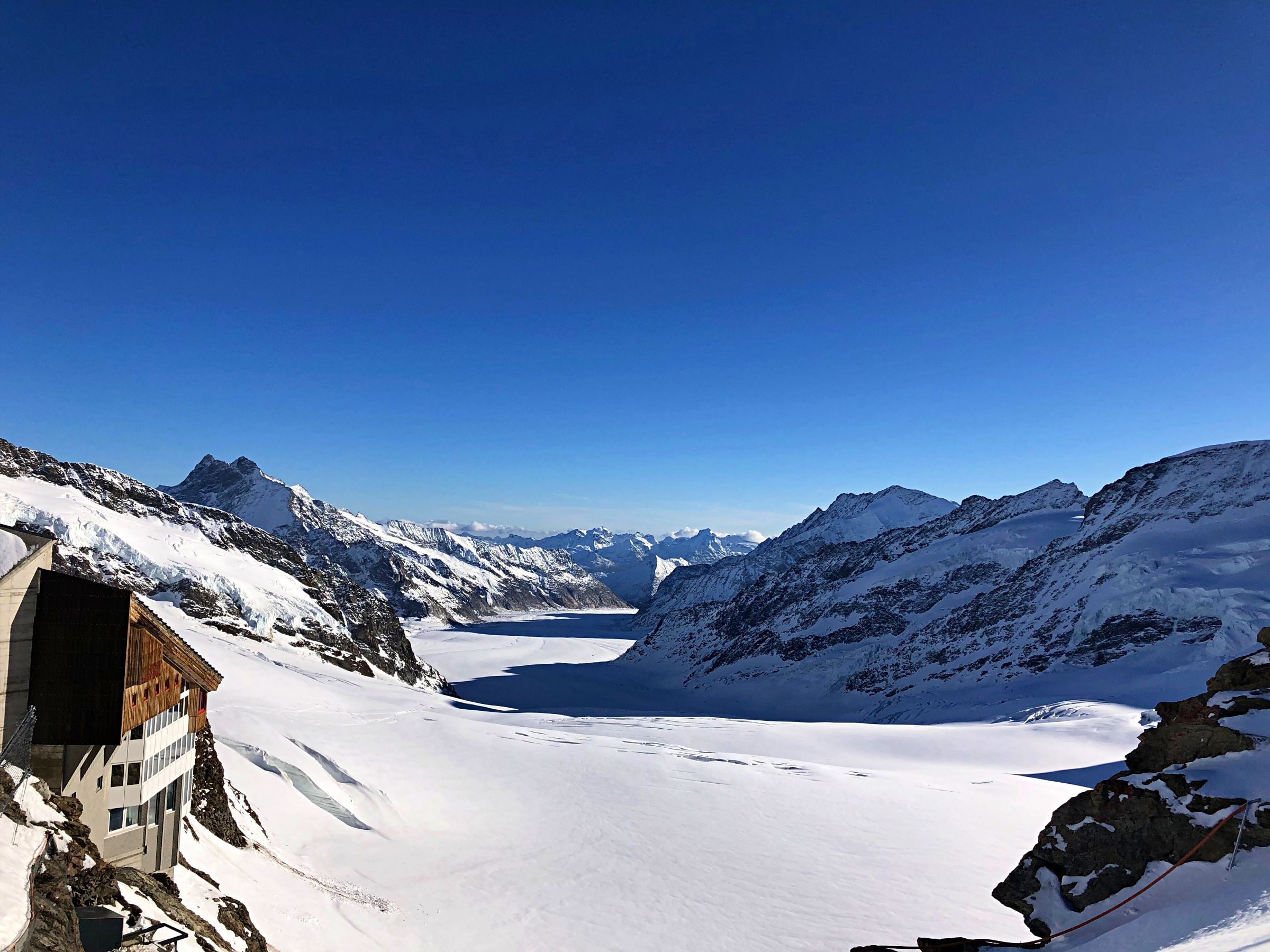 Jungfraujoch, pemandangan Alps yang menakjubkan, pemandangan glasier, pandangan yang jelas