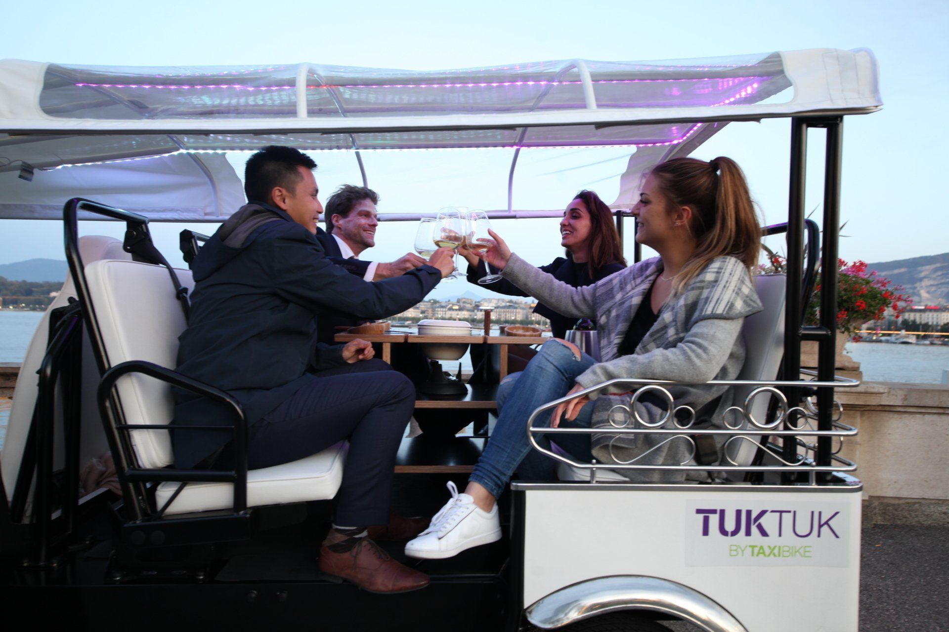 ETukTuk Wine Cheese: Enjoy wine and cheese with friends in a picturesque setting.