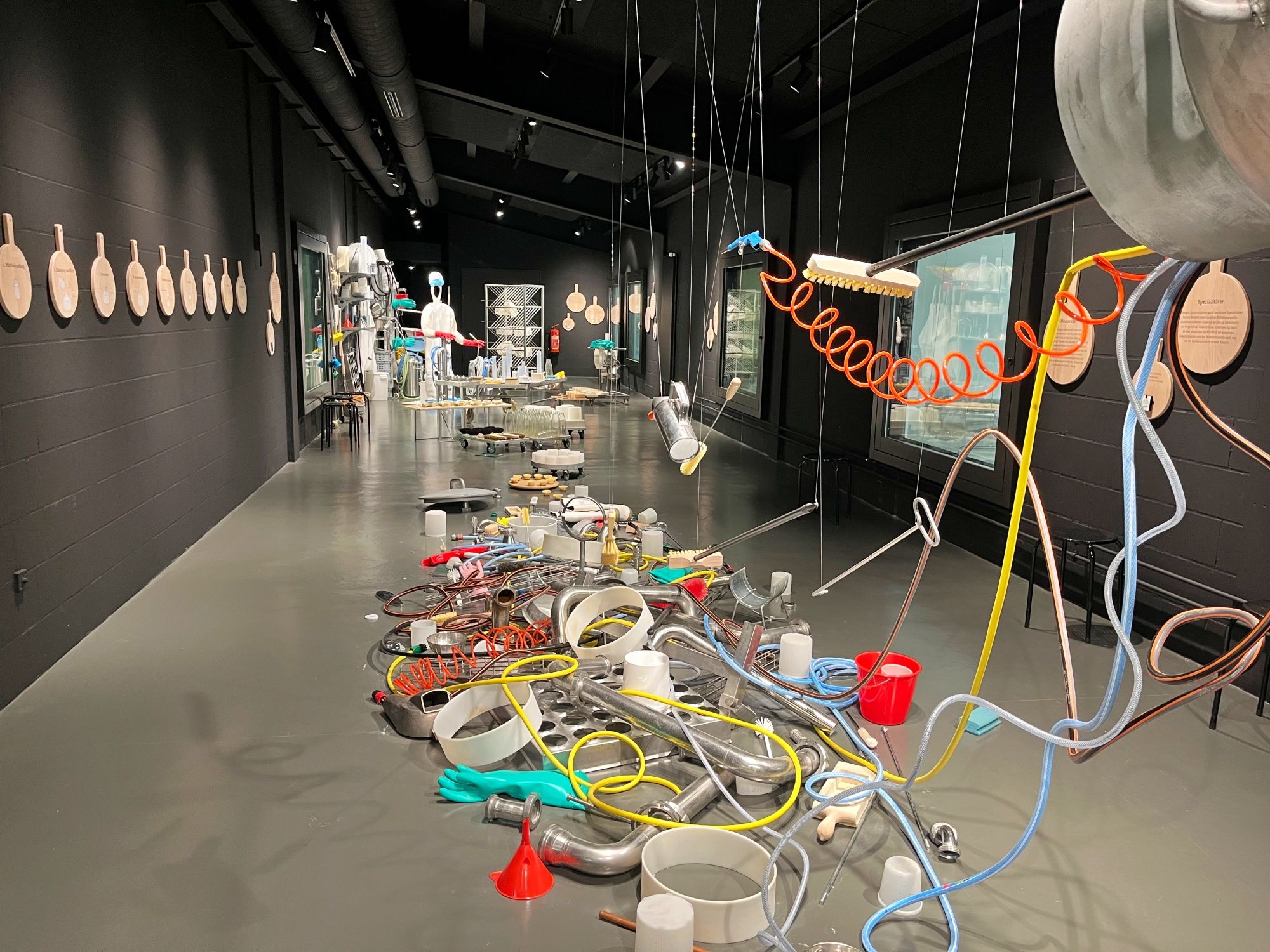 Schaukäserei: Entdecke die Kunst des Käsehandwerks in der Schaukäserei Marbach.