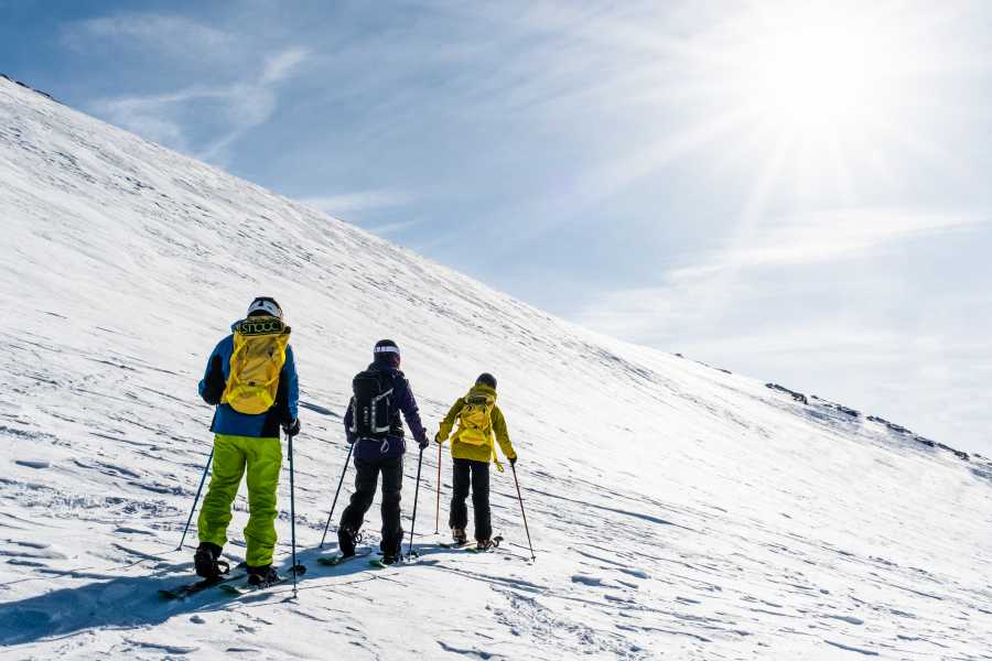 Ski tour Titlis in 2023 with snowy landscape and sun