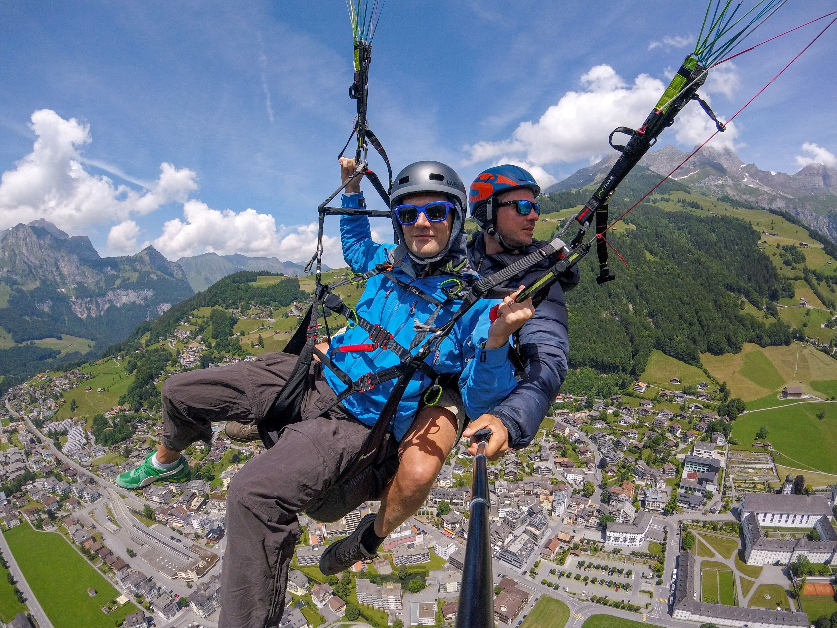 Parapente à Engelberg avec vue sur Zurich
