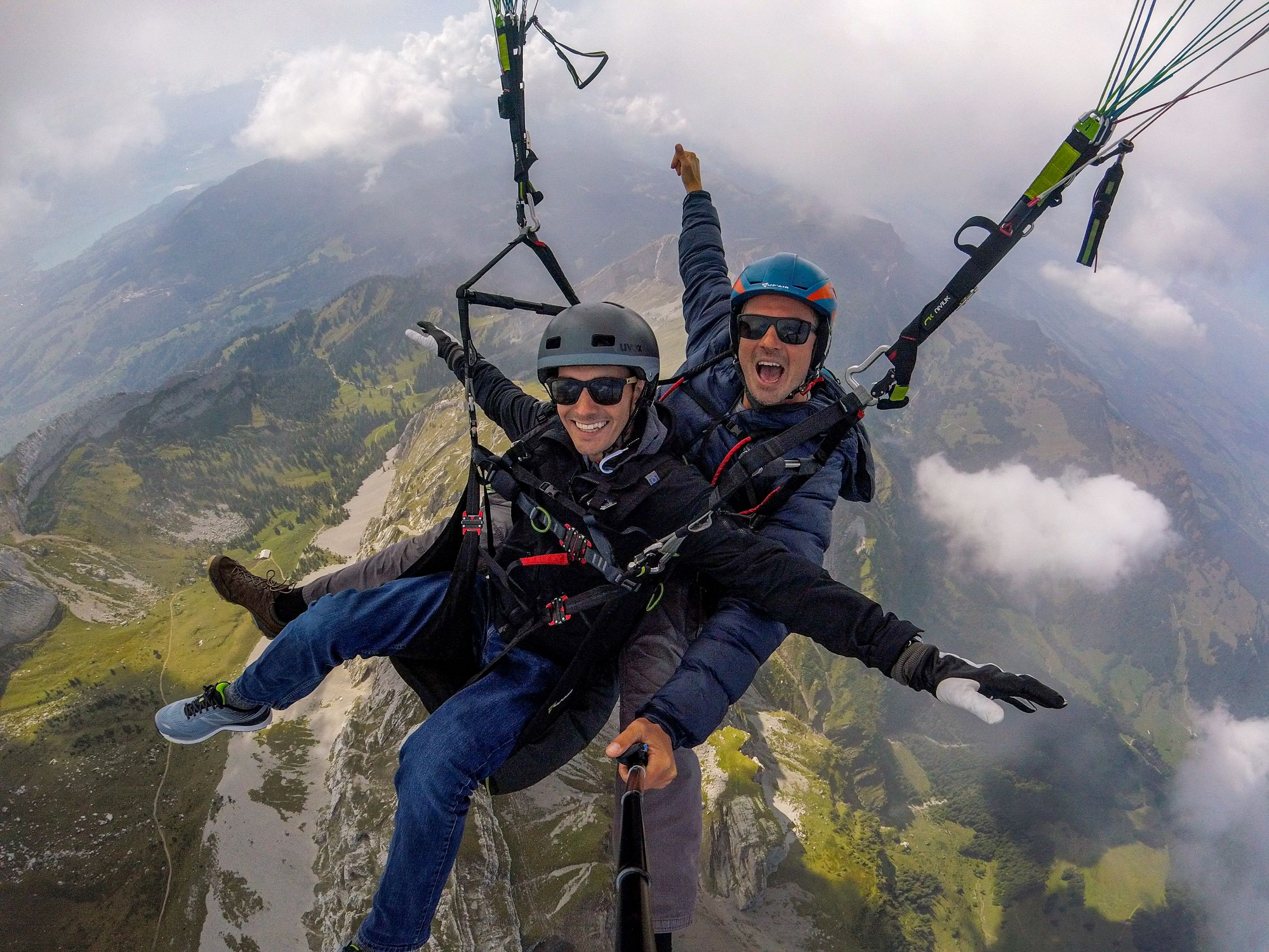 Parapente à Zurich au-dessus des Alpes