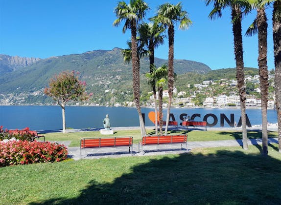 ticinoquad: Испытай Аскону на озере Маггиоре с захватывающими видами на природу.