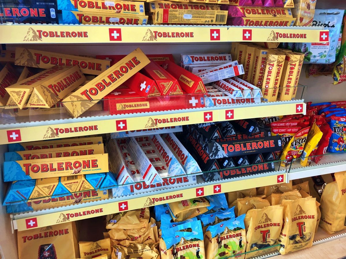 Toblerone, Lindt, Cailler, Ragusa i schweizisk slikbutik