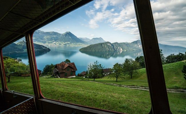 विटज्नाउ का विश्व-दर्शनीय यात्रा, रिगी पर्वतीय रेल, फॉरवर्डस्टैटरसी झील, मनमोहक प्रकृति