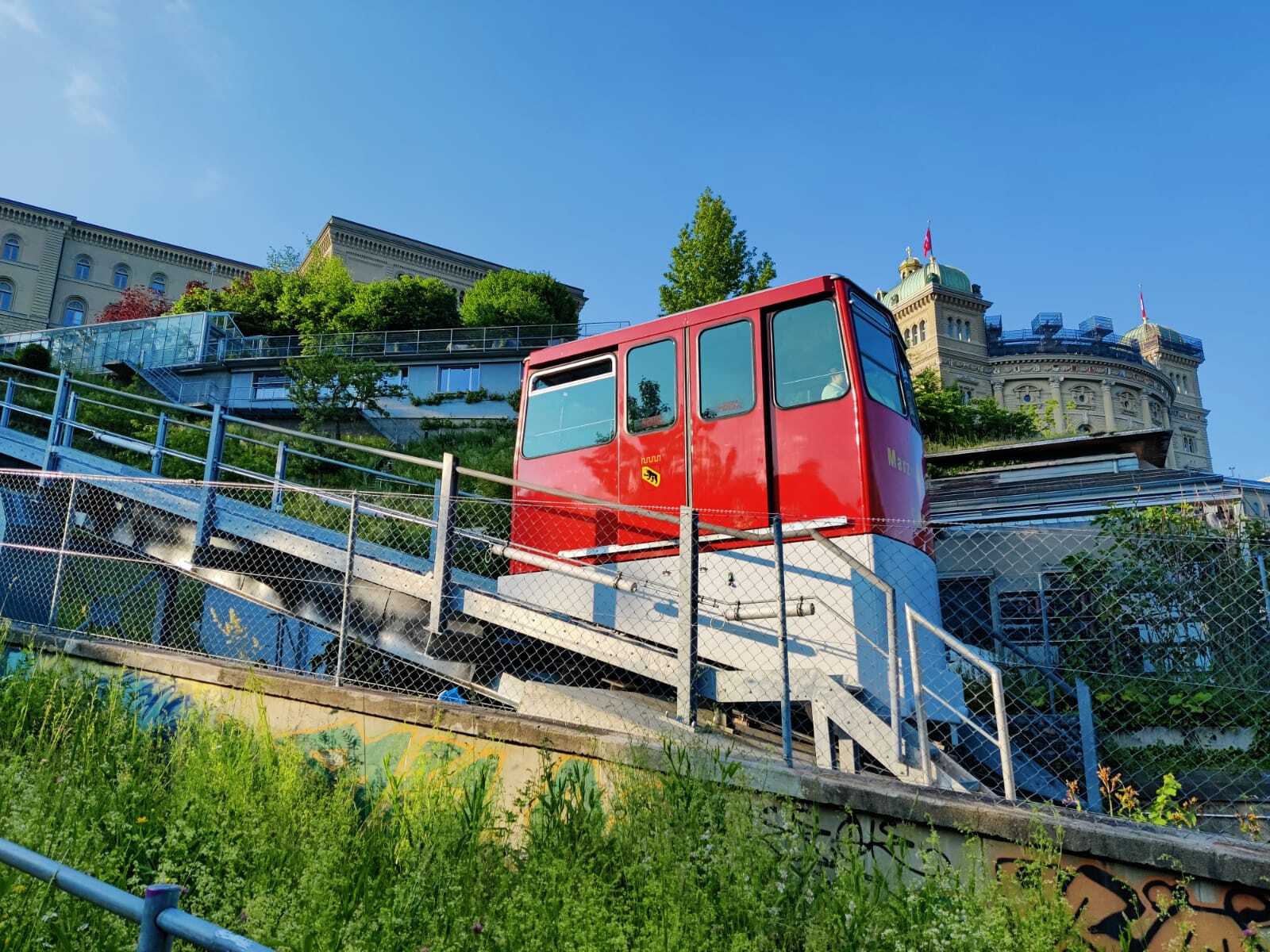 Marzilibahn: Červená lanovka v Bernu nabízí skvělý výhled na město a okolí.