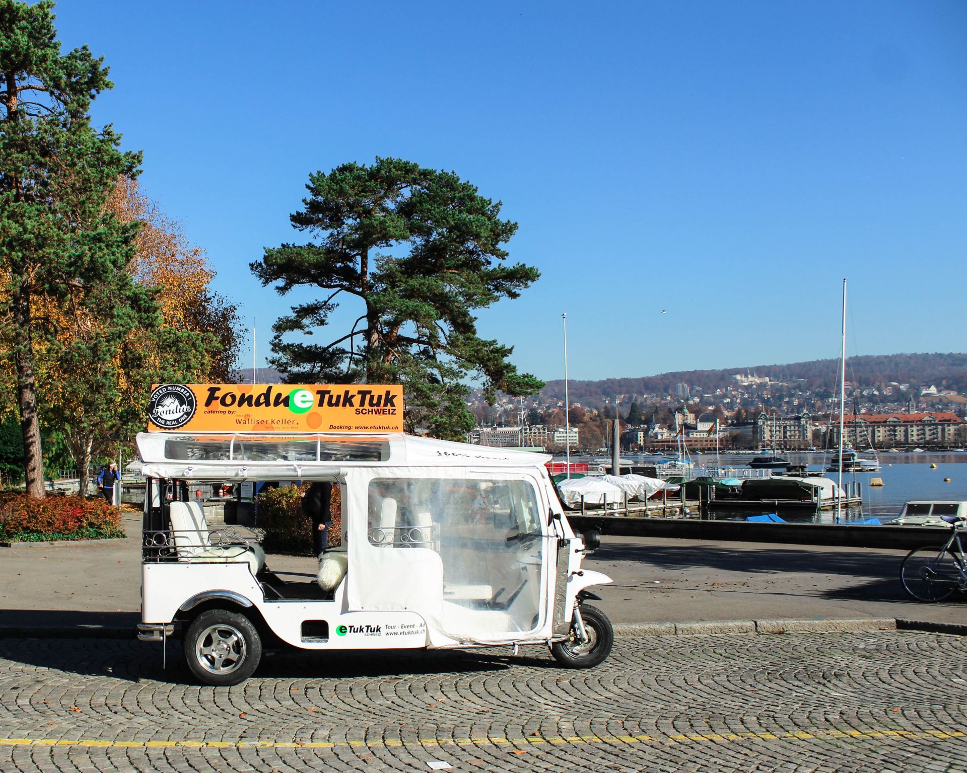 Tuk Tuk Fondue i Zürich, sæsonbestemt specialitet ved søen