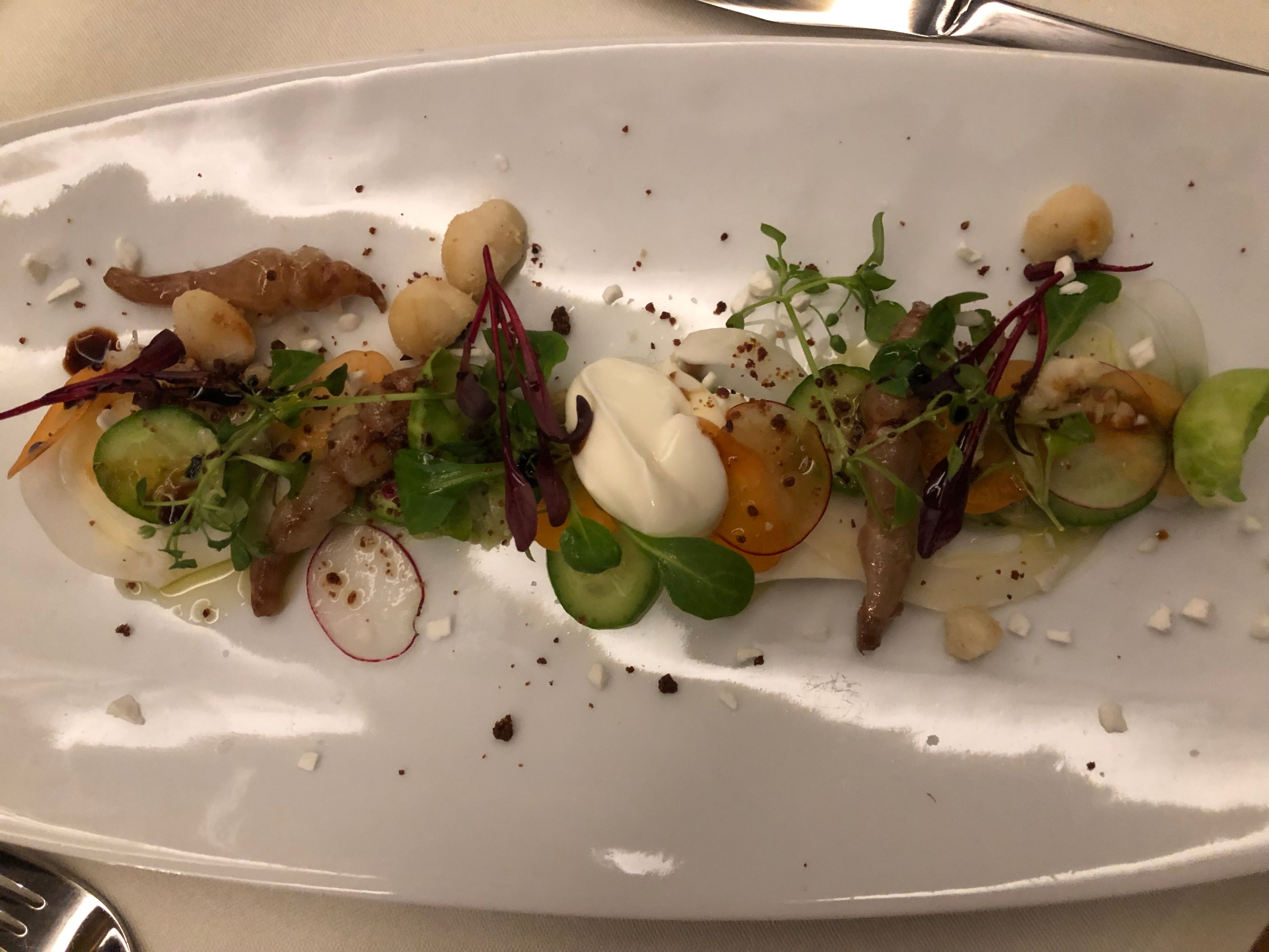 Wijnreis: Eten voorbeeld gemaakt van verse ingrediënten, ideaal voor fijnproevers en liefhebbers van lekkernijen.