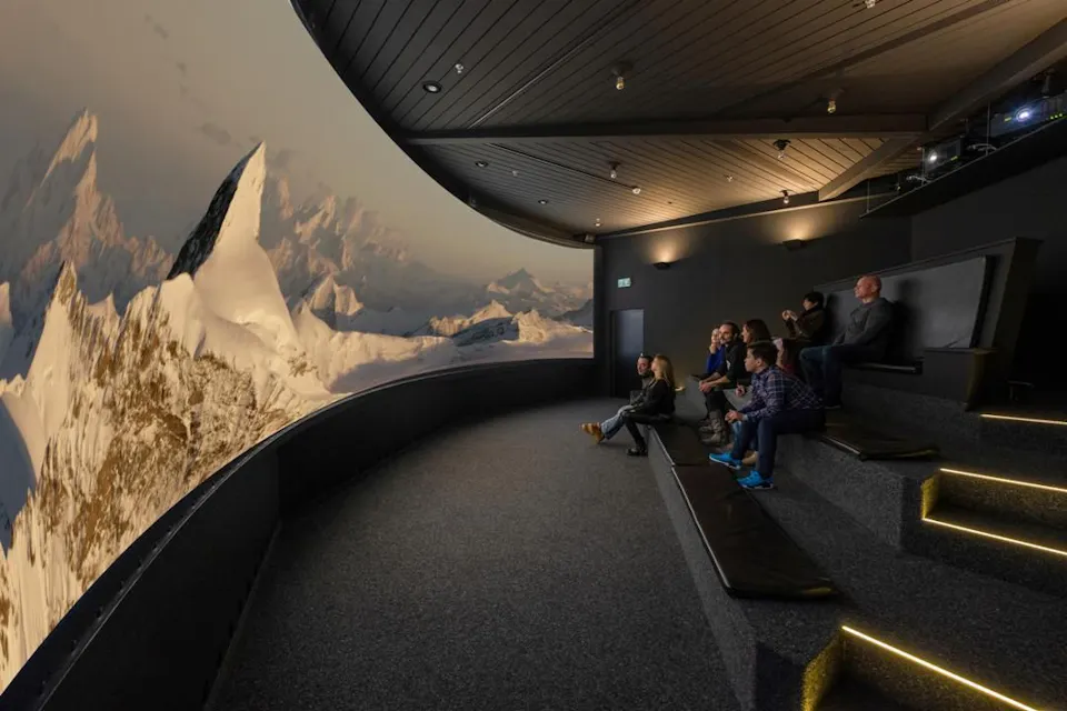 Schilthorn Spy Cinema