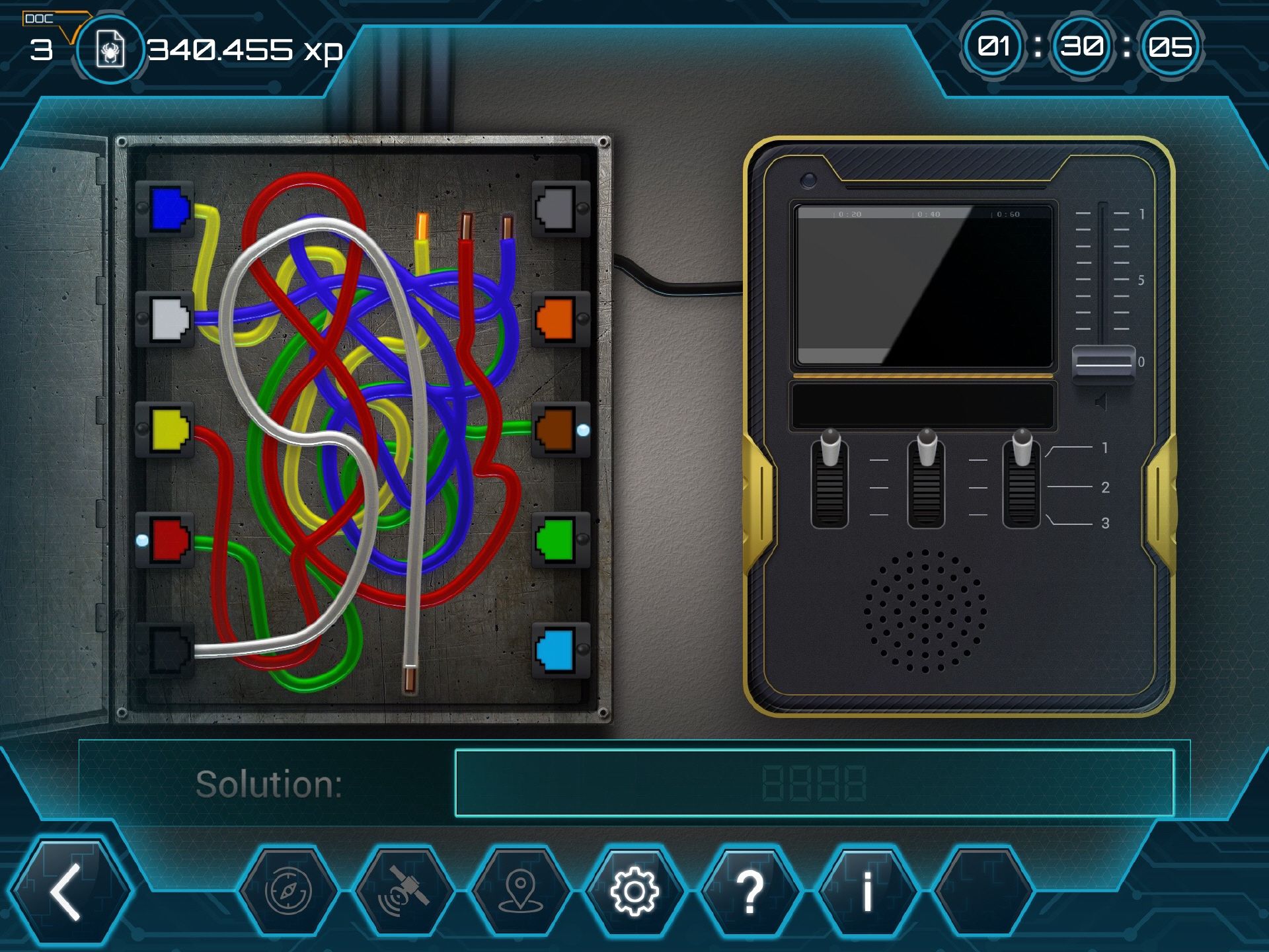 Escape Game Missione Impossibile con vari cavi e uno schermo per risolvere