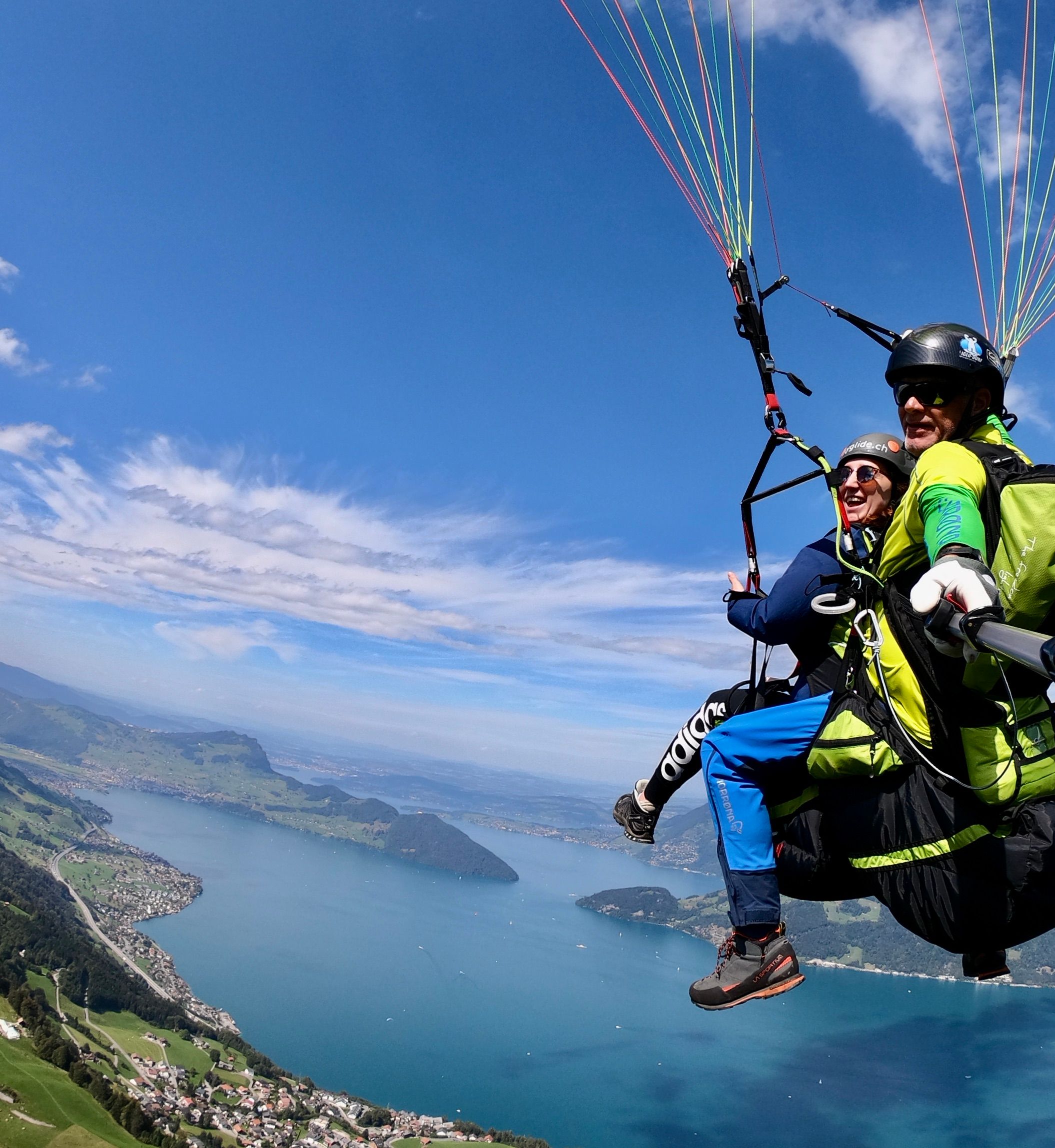 루체른의 텐덤 열기구 비행: 뷔르발트호를 넘어 산과 자연의 전망과 함께하는 비행.