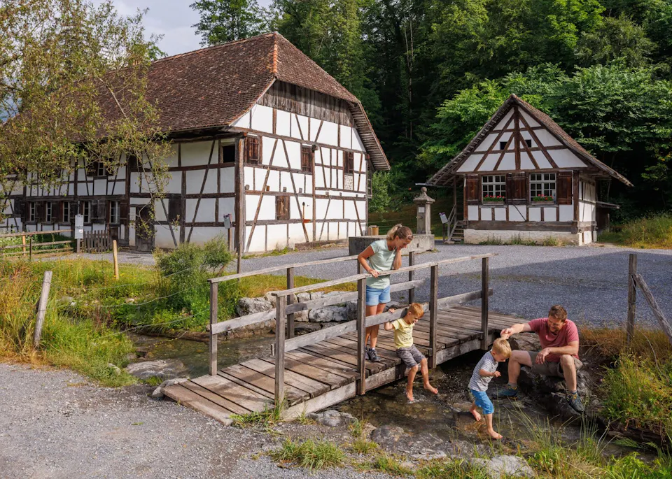 Ballenberg Häuser Familien