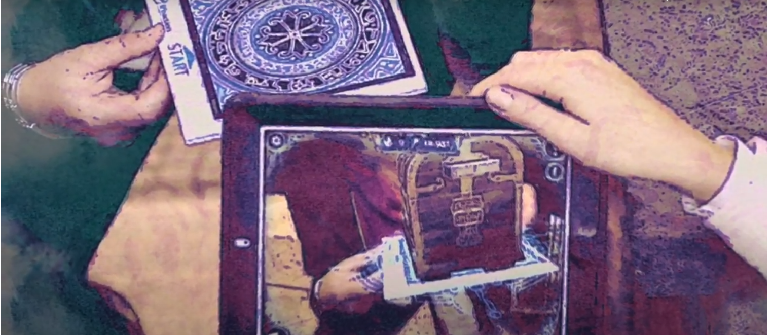 Rätselspiel Outdoor Zürich zeigt Teilnehmer, die eine Aufgabe lösen.