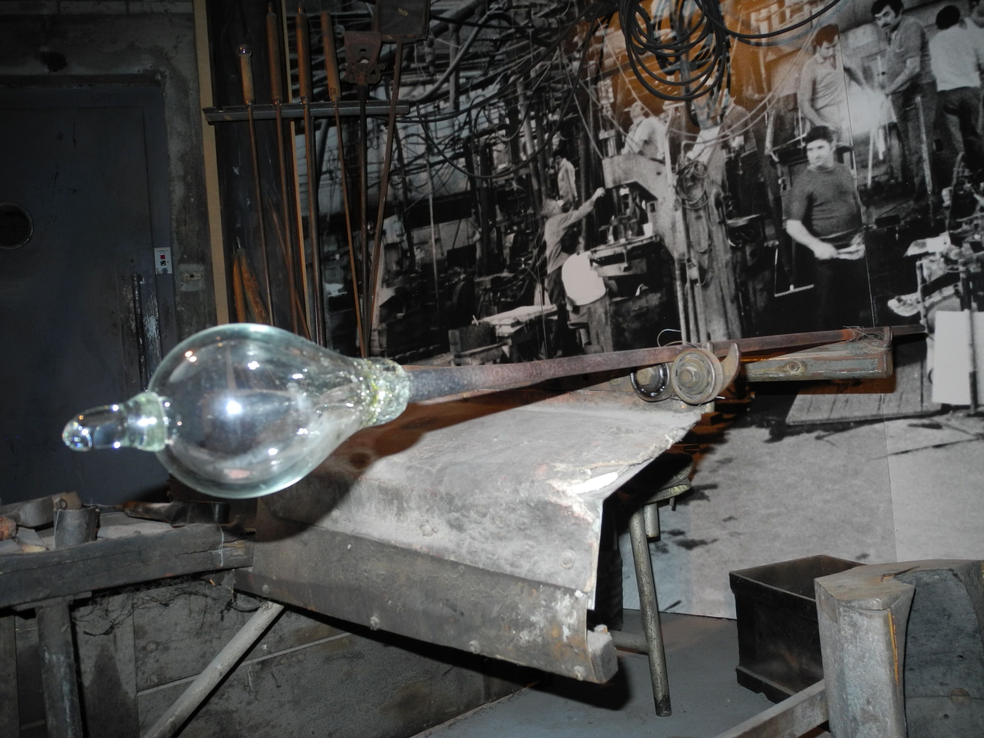 格拉西赫尔吉斯维尔：玻璃吹制和艺术的手工艺一瞥，赫尔吉斯维尔。