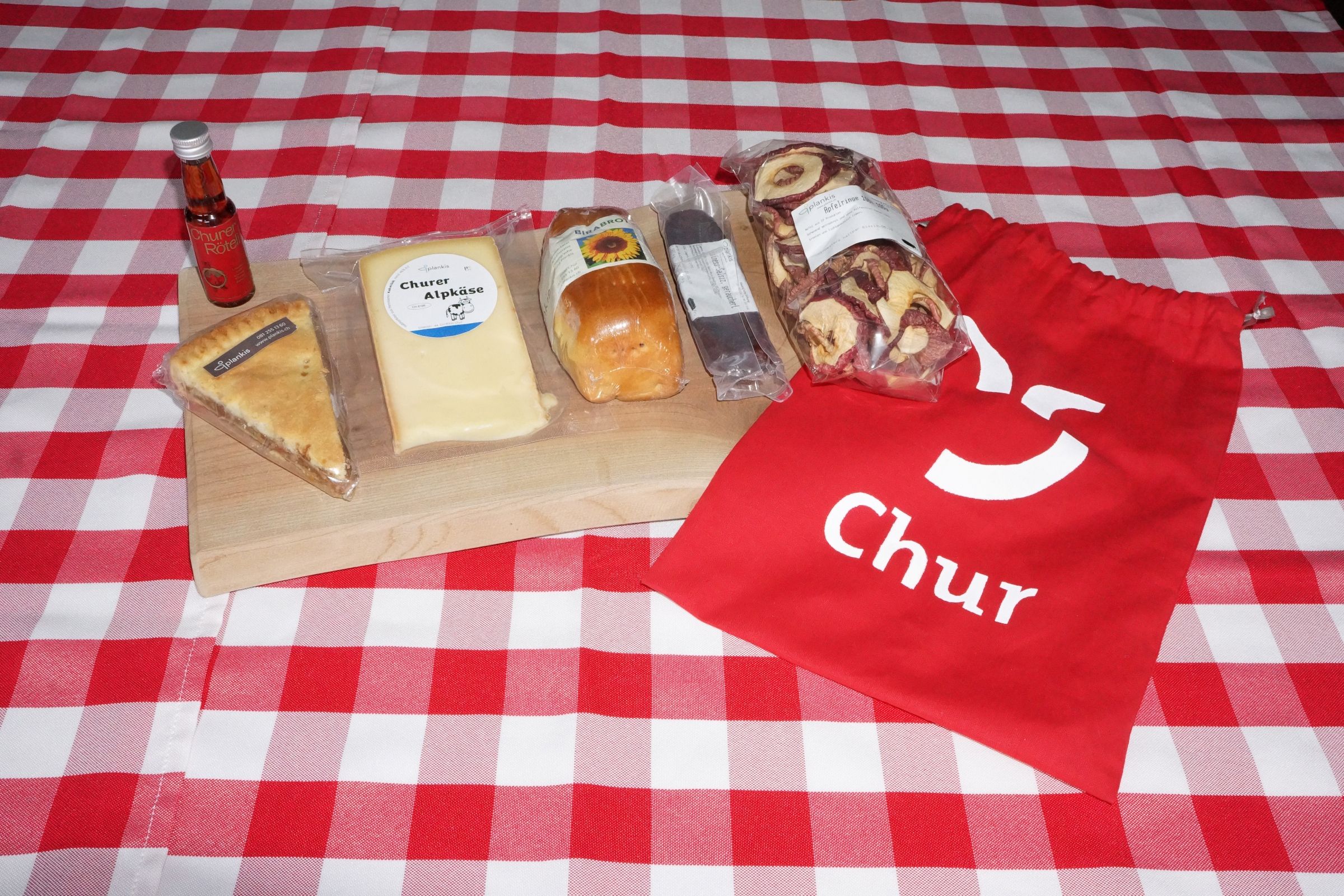 Ruta de senderismo gourmet Dreibündenstein con almuerzo y especialidades