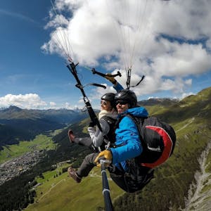 Paragliding Klosters for couples tandem flight from Gotschnagrat