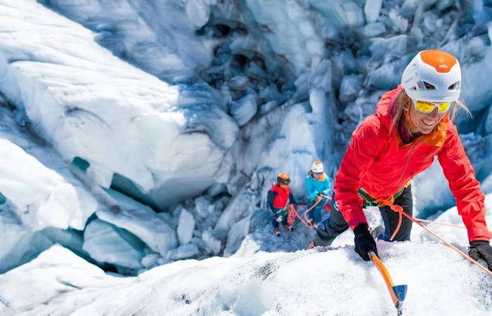 Ice climbing Adelboden Engstligenalp