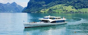 Yacht panoramico di andata e ritorno da Lucerna incl. audio guida Lago dei Quattro Cantoni