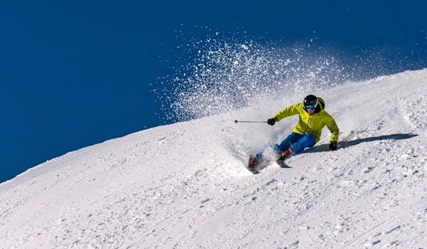 Skiing Tschentenalp