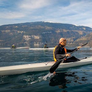 Cours d'essai de surfski et de kayak à Gunten sur le lac de Thoune